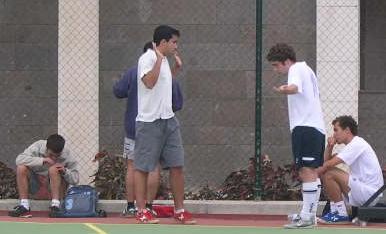 Roban el partido a los Knutillos